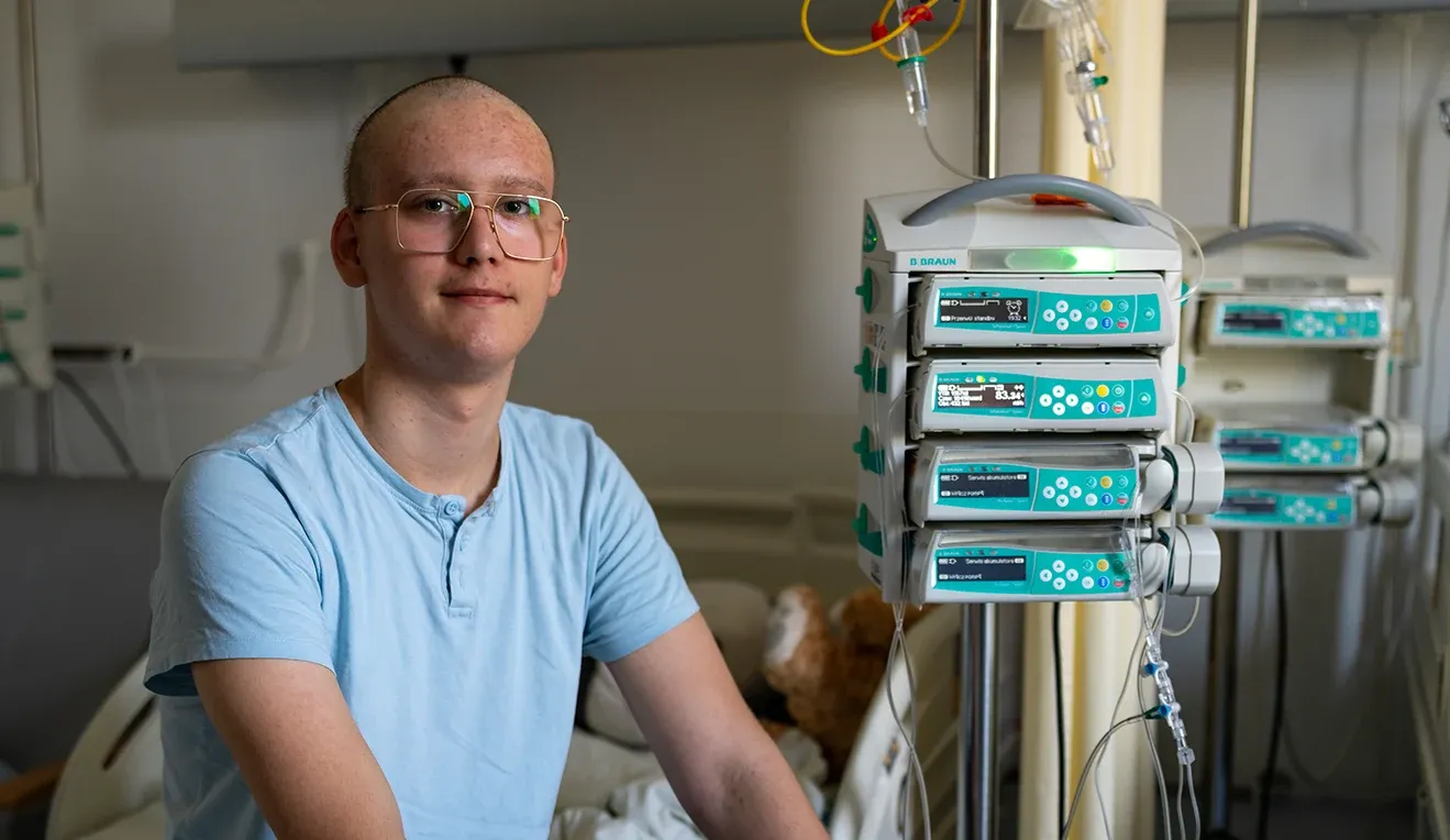 Niespełna 16-letni Jakub walczy ze złośliwym nowotworem szyszynki